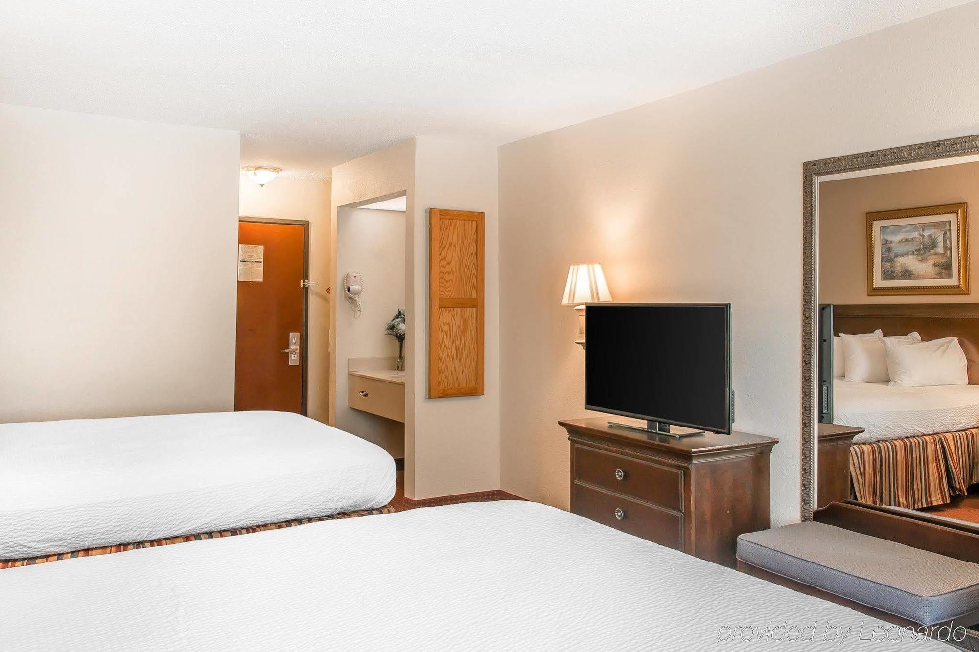 Motel 6 Elkhart, In Esterno foto